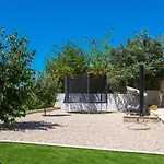 فيلة R&b Heated Pool Vrpolje