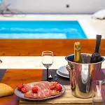 R&b Heated Pool *
