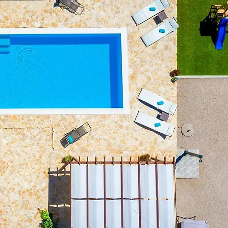 Villa R&b Heated Pool Vrpolje