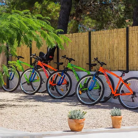 R&b Heated Pool * Vrpolje