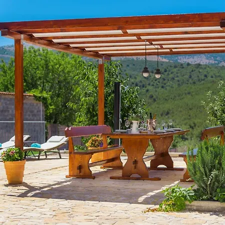 R&b Heated Pool Villa *
