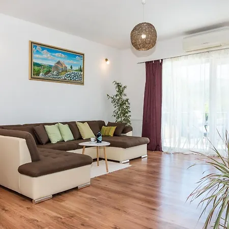 Villa R&b Heated Pool *