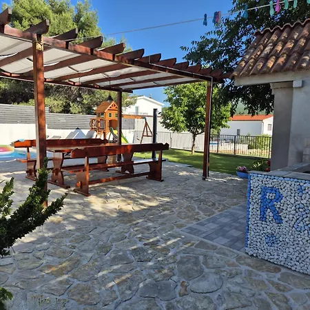 R&b Heated Pool