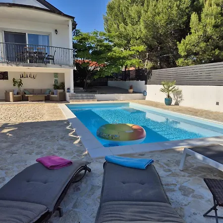 Villa R&b Heated Pool *