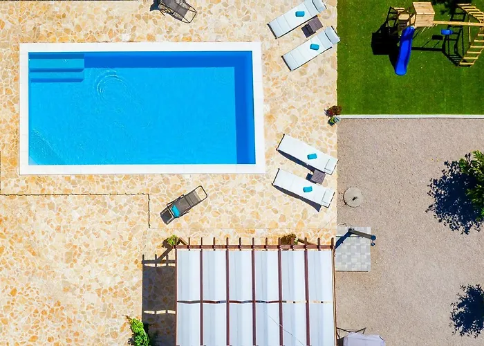 Villa R&b Heated Pool Vrpolje