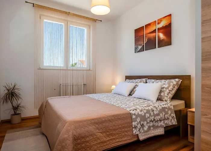 Villa R&b Heated Pool