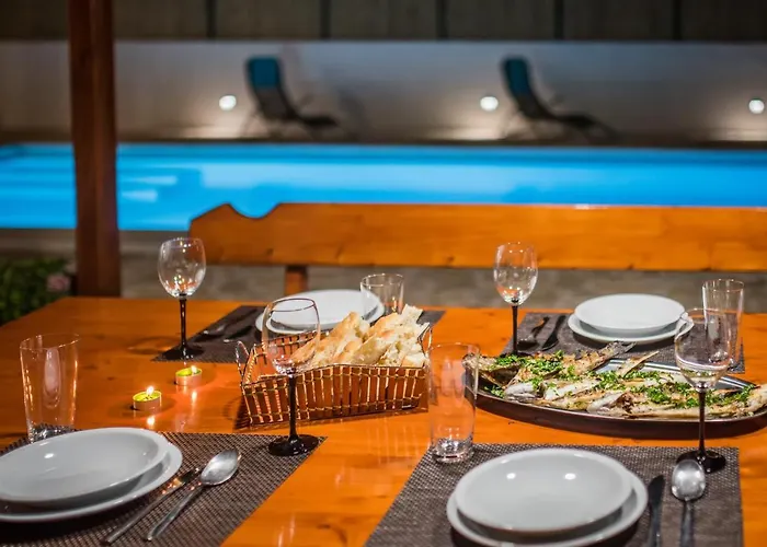 R&b Heated Pool Villa *