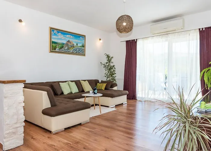 Villa R&b Heated Pool *