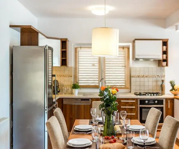 R&b Heated Pool Villa *